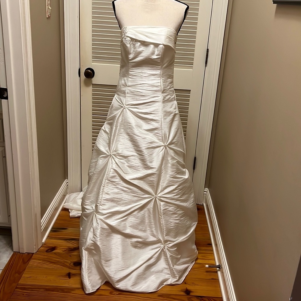 3. Maggie Sottero Wedding Dress in  White